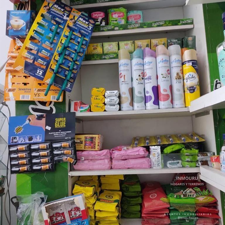 Se vende llave comercial en Tres Cruces