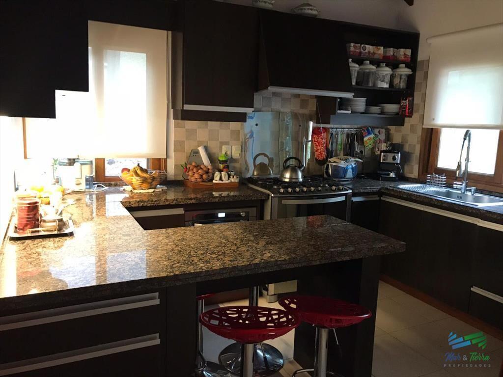 Venta de Casa 4 dormitorios con piscina en Hills,