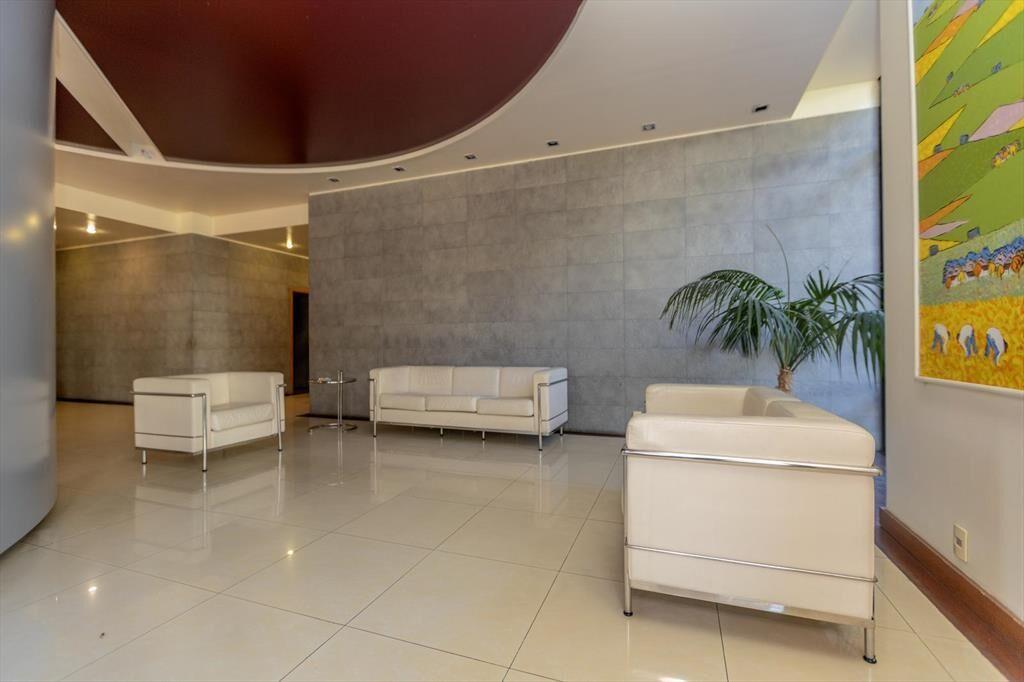 Apartamento de tres dormitorios en alquiler en Pocitos 2 gg