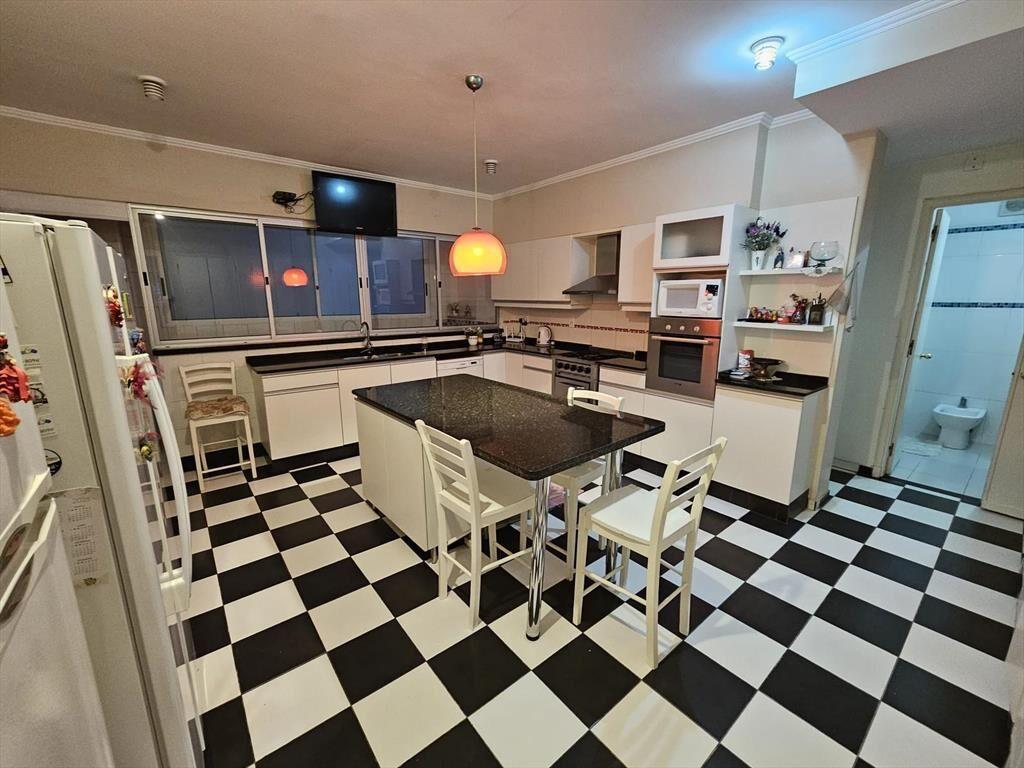 Hermoso apto en Plaza cagancha, 4 dorm, gge, excelente vist