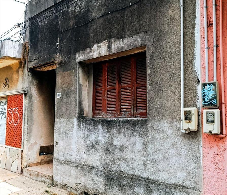 Venta de terreno con construcción en Pando
