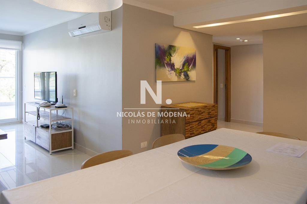 Departamento de 2 dormitorios a pasos del mar en