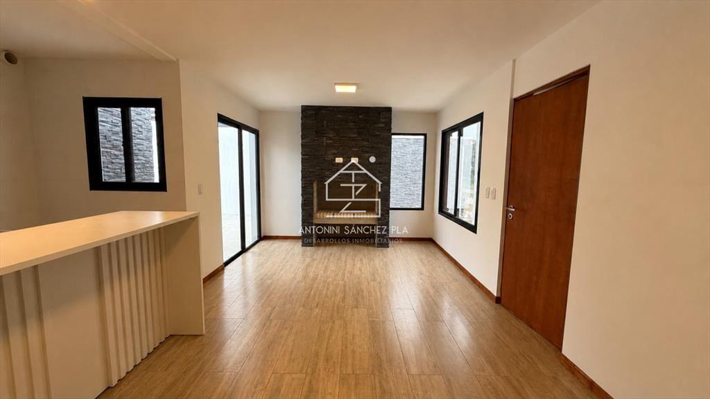 Venta casa tres dormitorios Punta del este barrio
