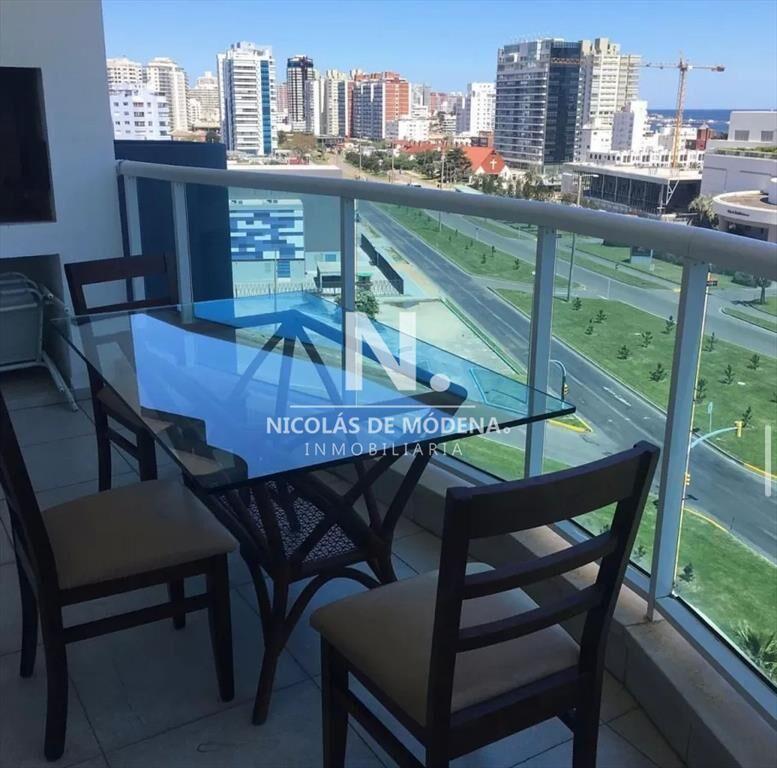 Departamento de 2 dormitorios con parrillero en