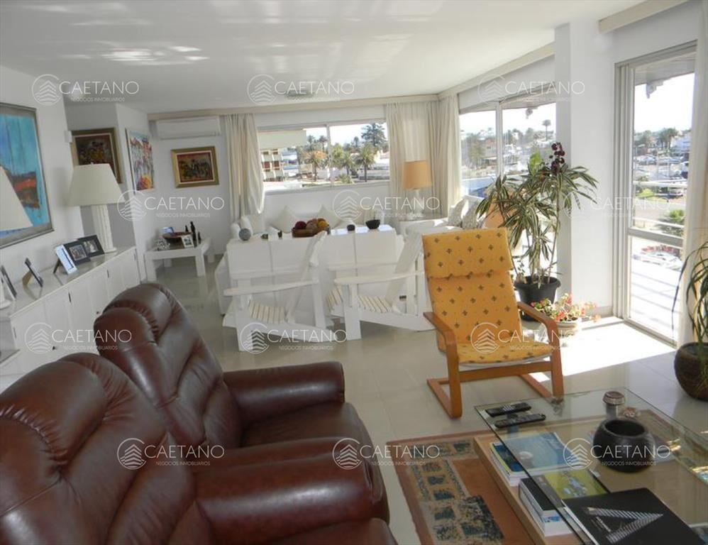 Venta apartamento 4 dormitorios Puerto Punta del