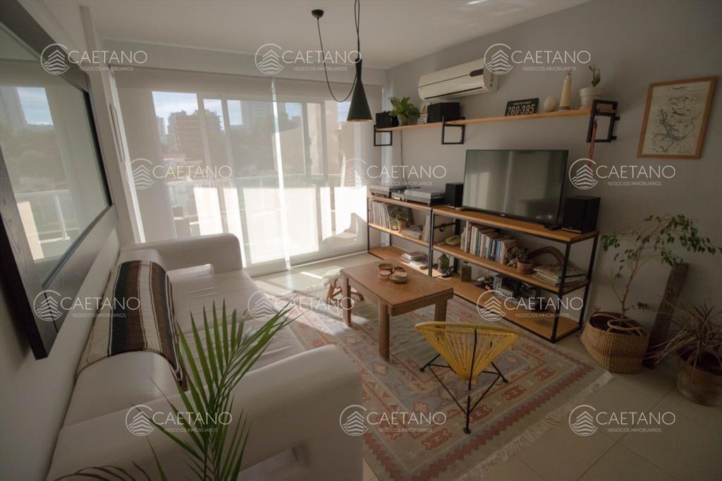 En venta, apartamento con excelente iluminacion 1