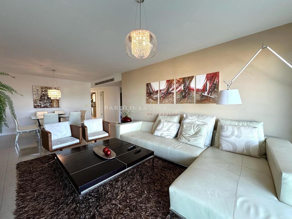Apartamento en Venta de 2 dormitorios + de en ,