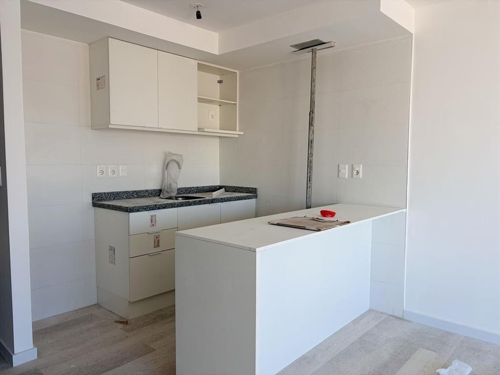 Venta apartamento 1 dormitorio al frente en Cordon. a estre