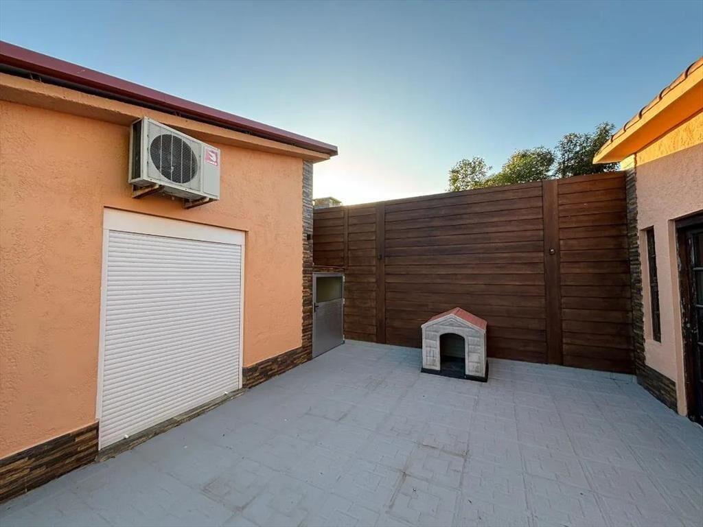 Casa en venta con apartamento en mismo padron piscina 560 m