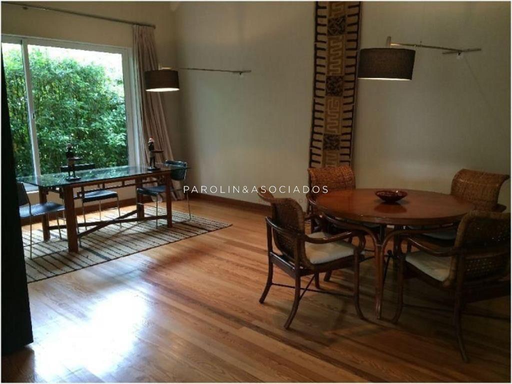 Casa en venta de 6 dormitorios en Golf, Punta del