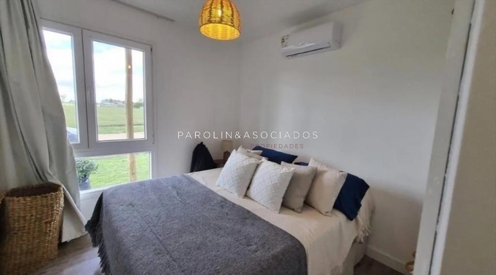 Hermosa casa en venta en barrio privado El Punta