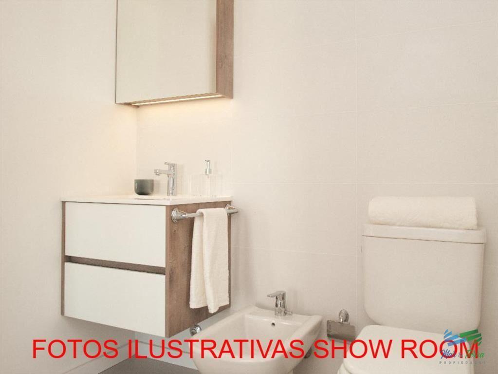 En venta apartamento, 2 dormitorios con cochera,