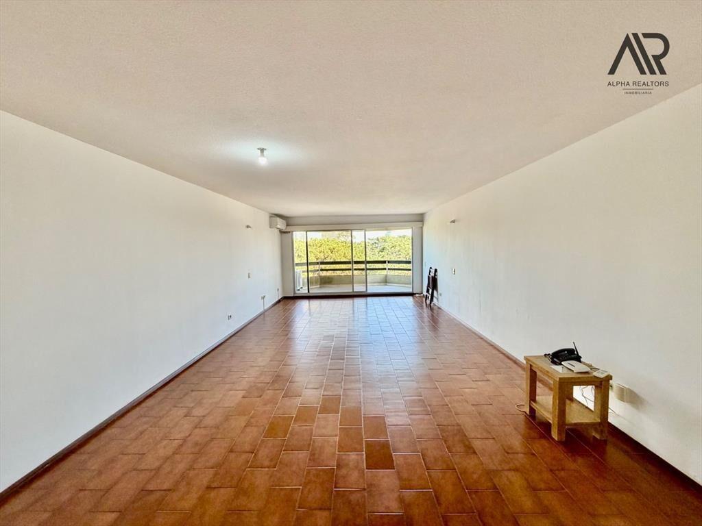 Apartamento en venta c/ cochera en Nuevo Cantegril