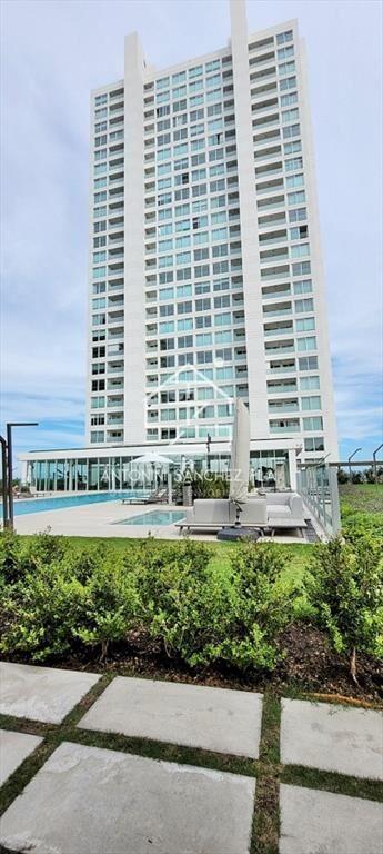 Alquiler apartamento tres dormitorios Punta del