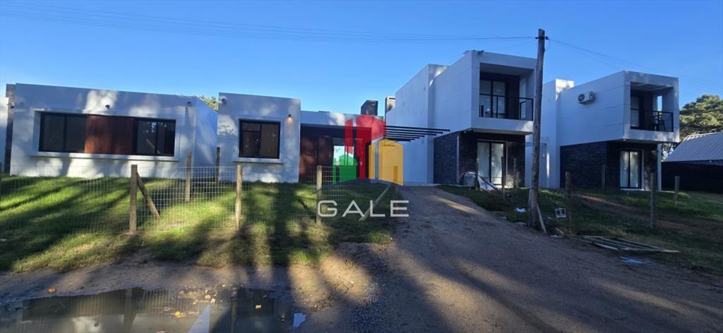 Oportunidad en construccion, casa de 3 dormitorios en Parqu