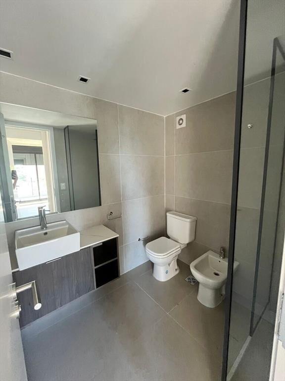A ESTRENAR MUY MODERNO APARTAMENTO DE UN DORMITORIO CON GAR