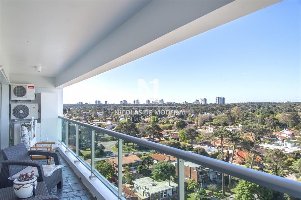 En venta apartamento en Mansa Punta del Este de 2