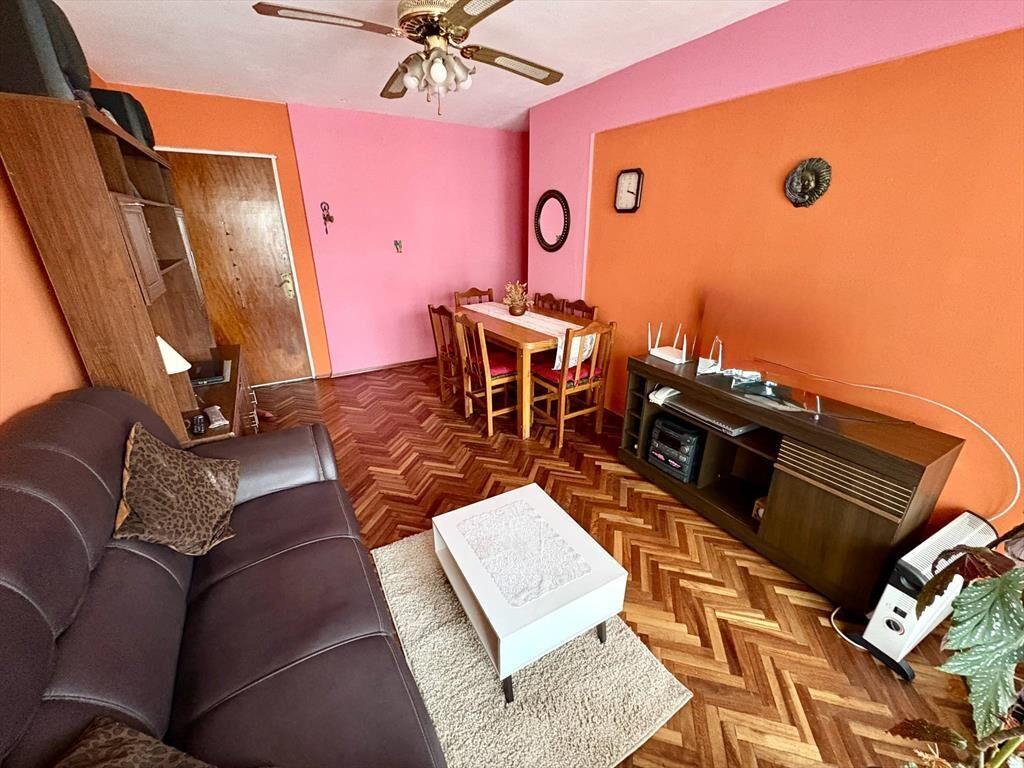 Venta de Apartamento con 2 dormitorios y terraza en Barrio S