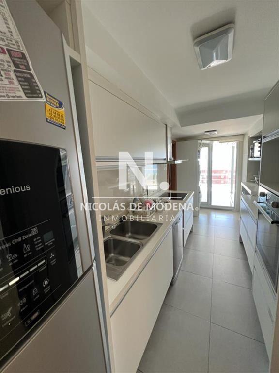 Apartamento en Venta de 3 dormitorios en Edificio