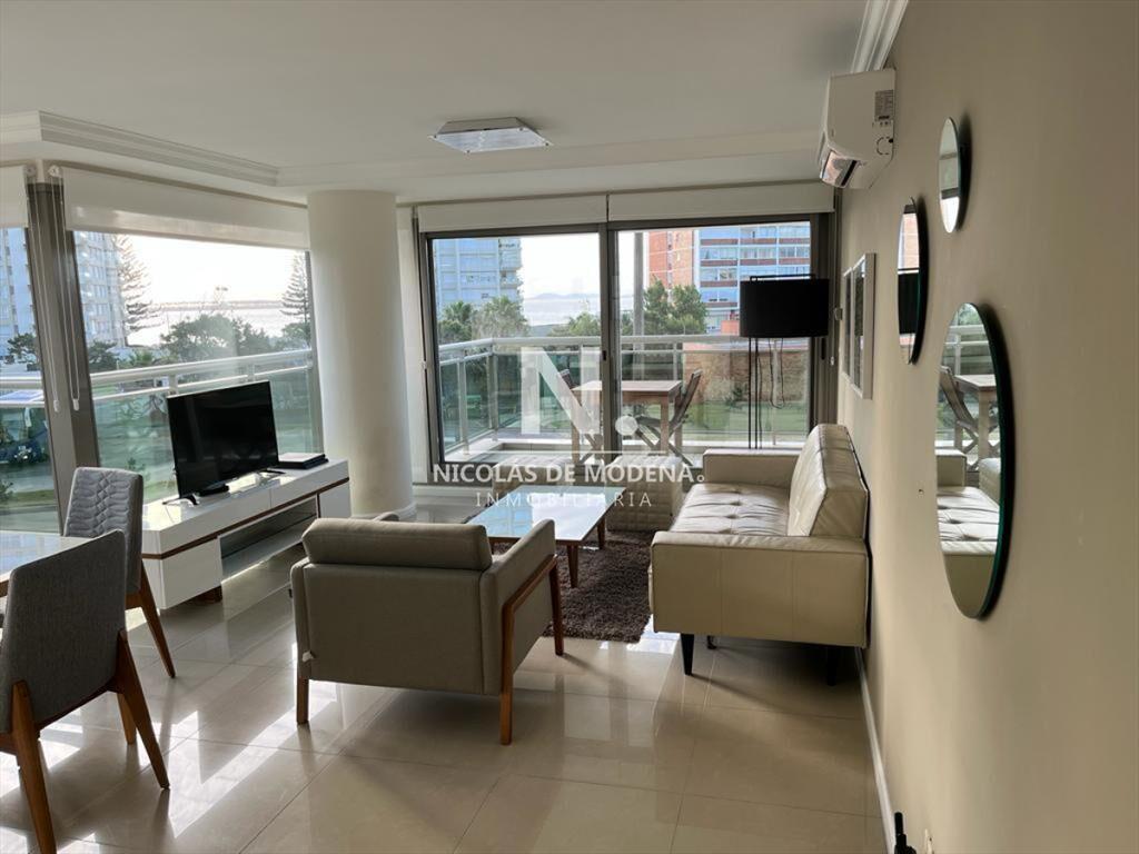 Departamento de 2 dormitorios en alquiler en