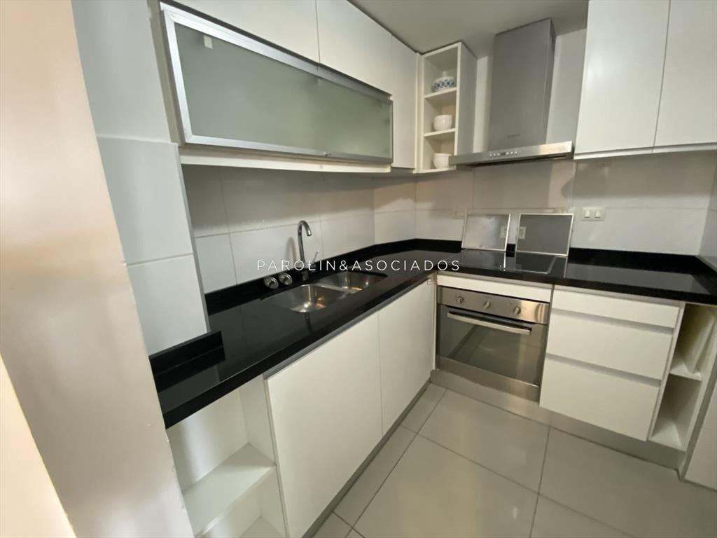 Apartamento en venta de 1 dormitorio en Wind Tower, Punta d