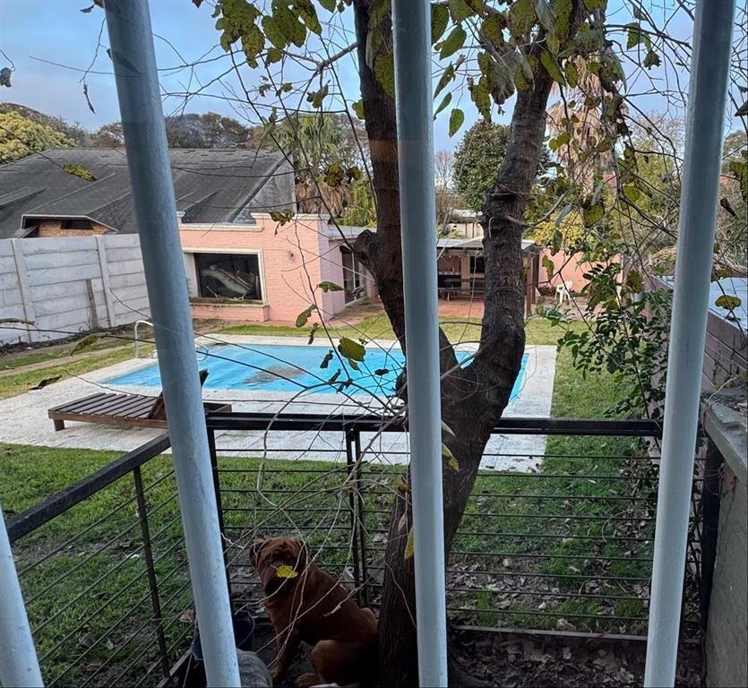 VENTA DE CASA 4 DORMITORIOS EN PUNTA GORDA GRAN TERRENO