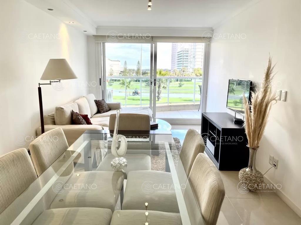 Venta apartamento 2 dormitorios playa mansa Punta