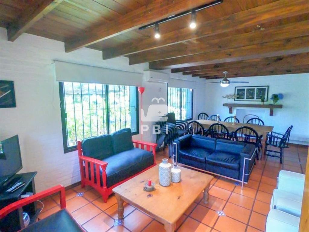 Alquiler anual de Casa de 3 dormitorios en Tio Tom, Punta B