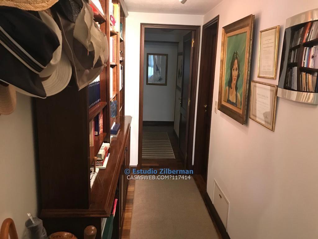 VENTA PRIMER PISO CON PATIO EN POCITOS