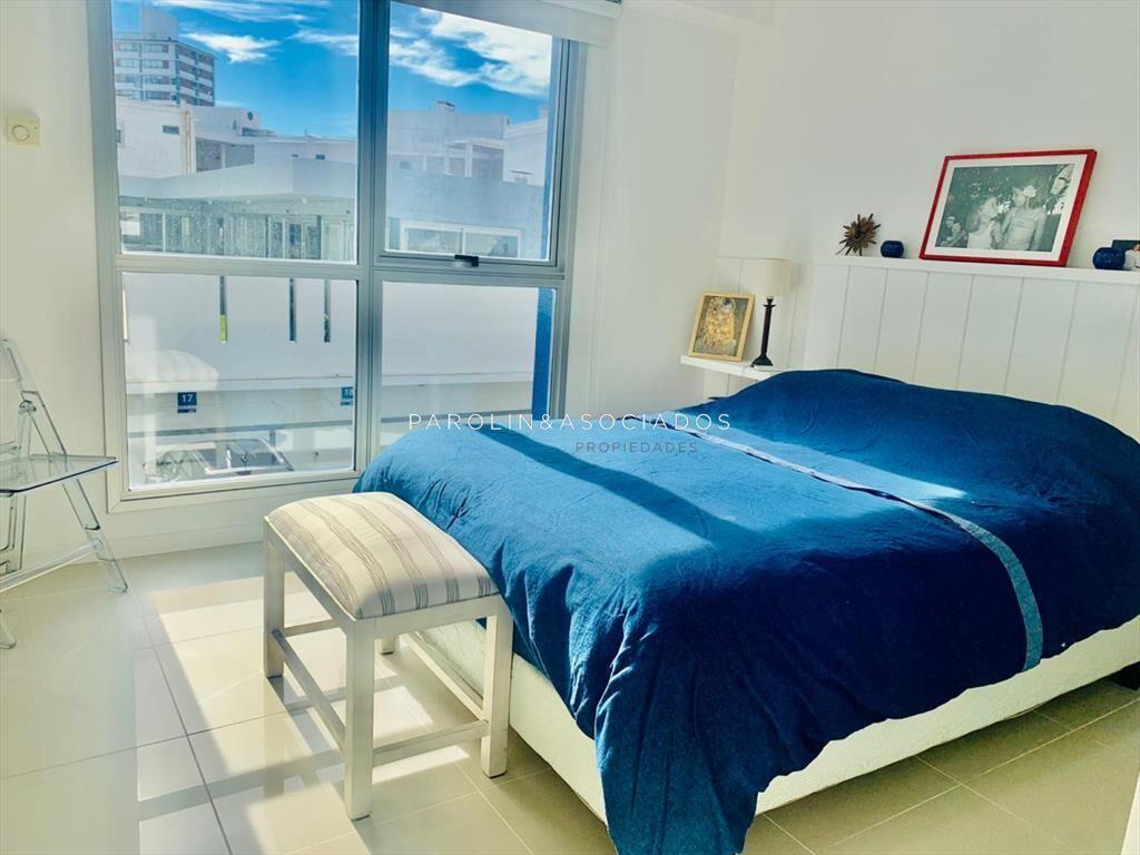Apartamento de 2 dormitorios en venta en Arenas