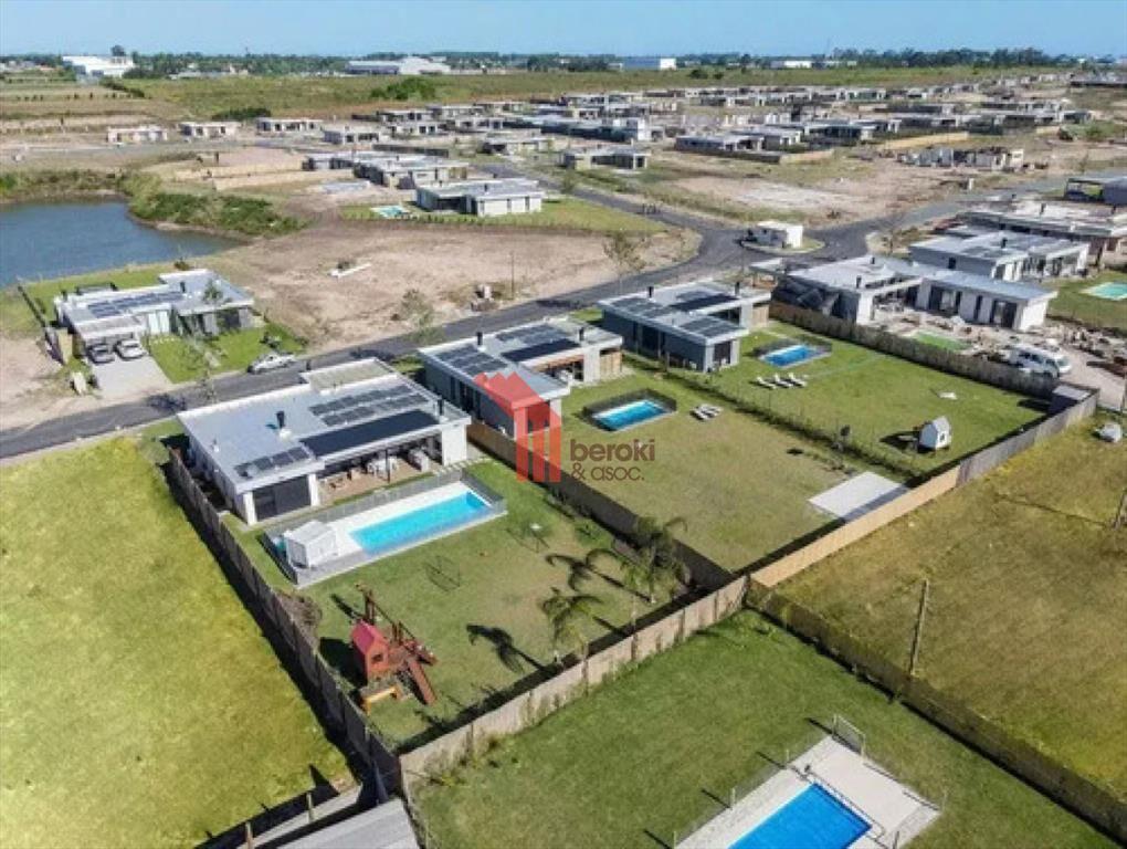 Venta Terreno Barrio Privado La Juana Frente Al