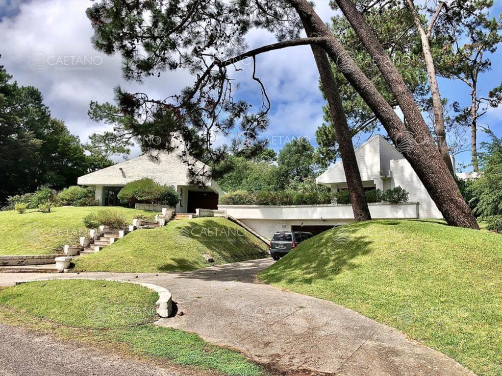 Casa en venta en Lugano, Punta del este, 3 y
