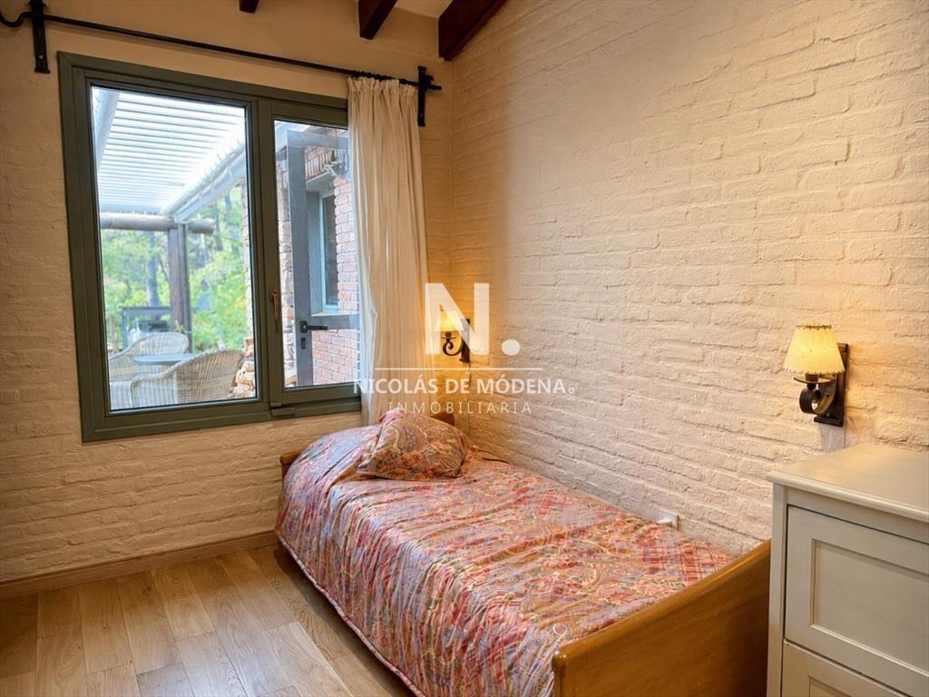 En venta en Punta Ballena, casa de 4 dormitorios