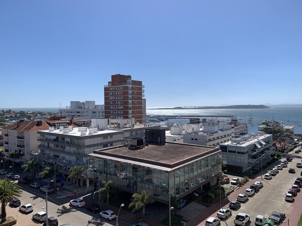 VENTA APARTAMENTO 1 DORMITORIO Y MEDIO PENINSULA