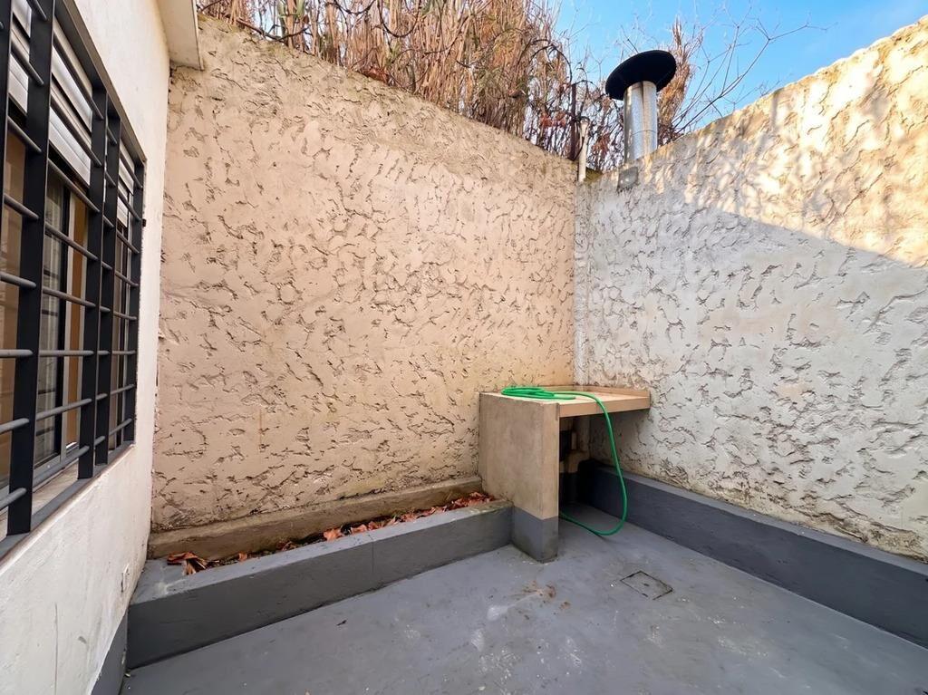 Venta Casa 2 Dormitorios 1 Baño Garaje y Parrillero Malvin N