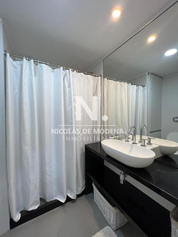 Vende apartamento con vista excelente, 2 en Brava