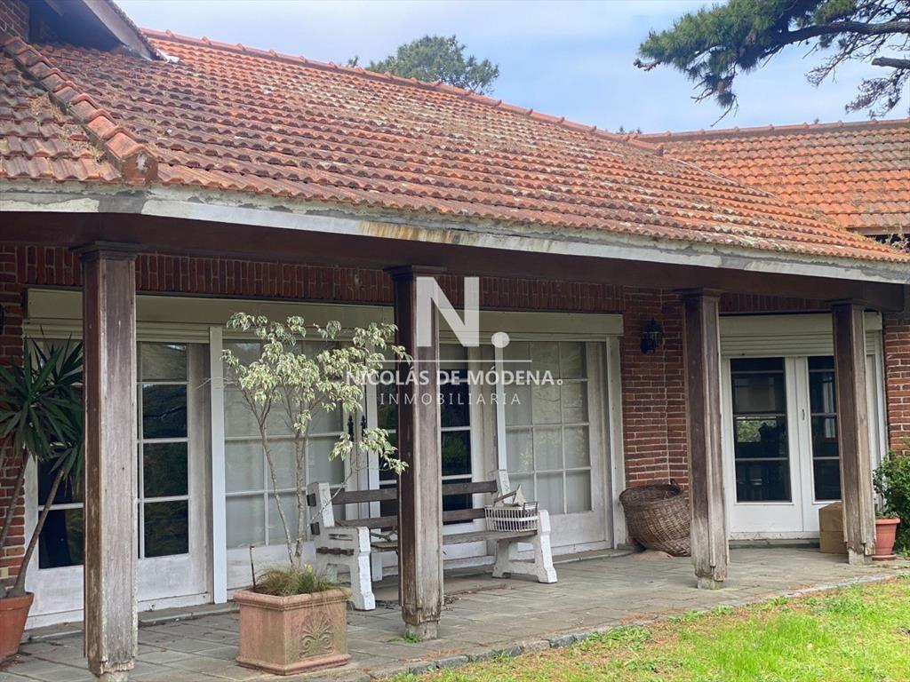 Casa en Punta del Este, Cantegril