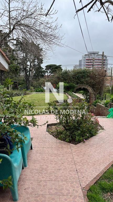 Vende casa de 3 dormitorios en Punta del Este