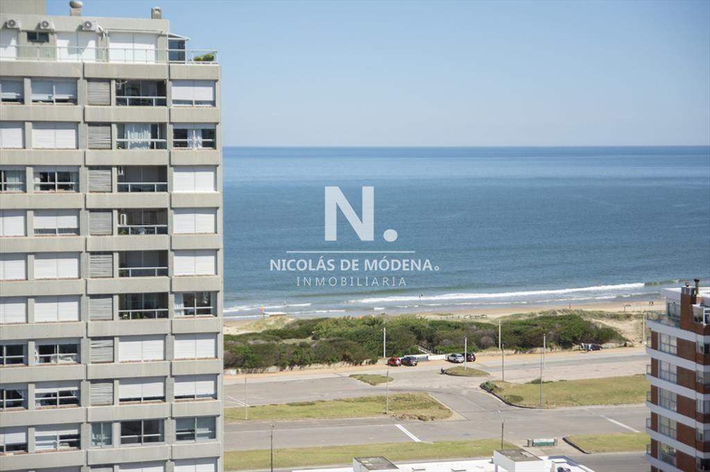 Departamento de 2 dormitorios en venta a ametros
