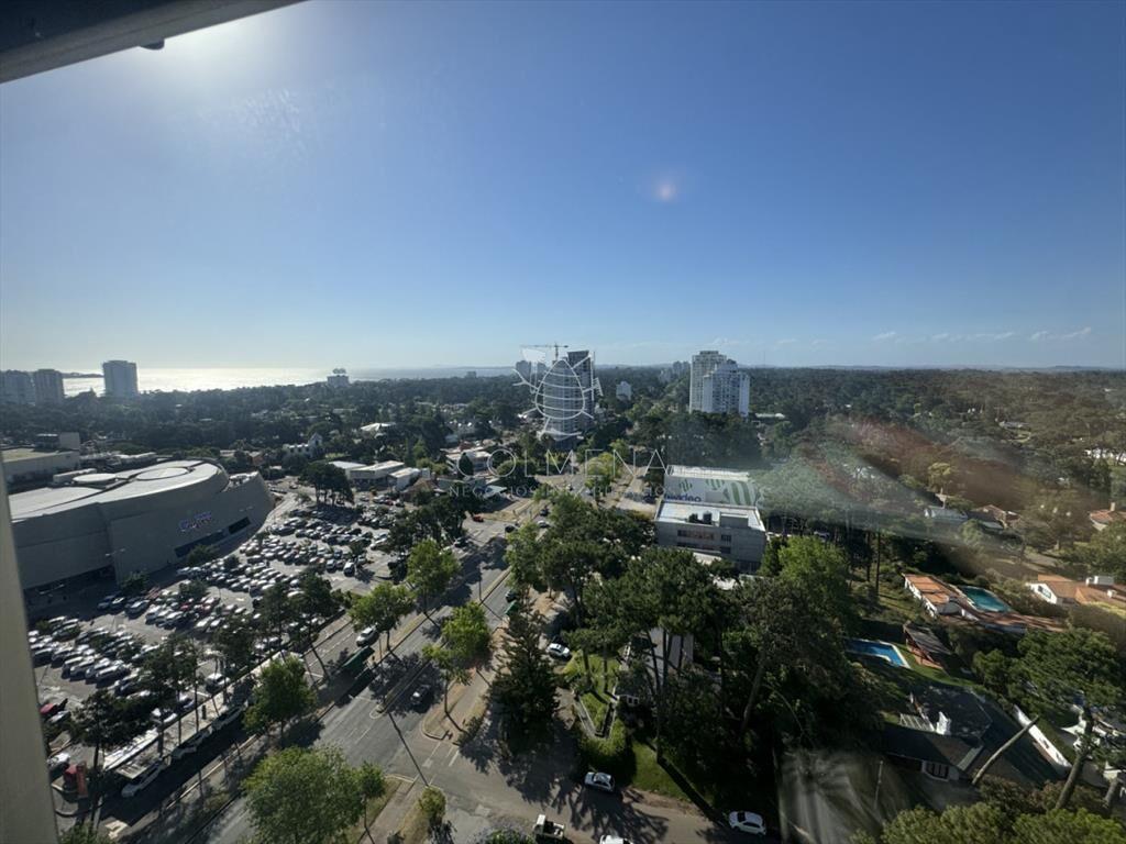 Hermoso apto con vista directa y hermosa al mar