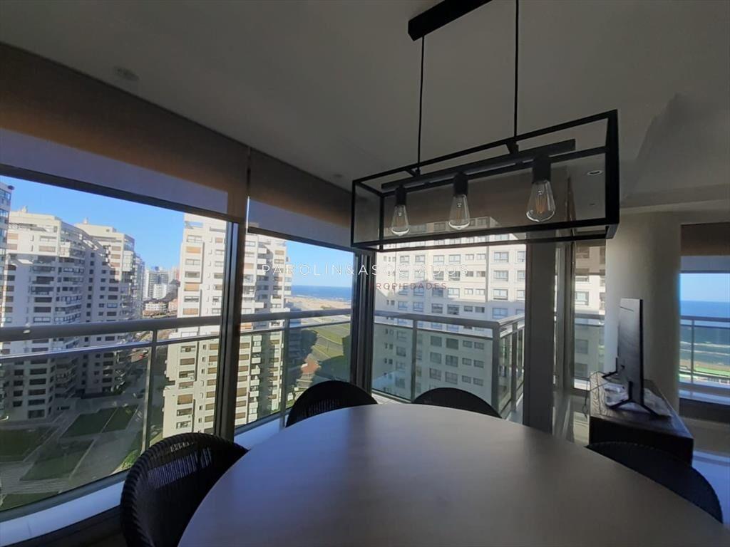 Apartamento en venta en Torre Imperial III, Punta del Este.