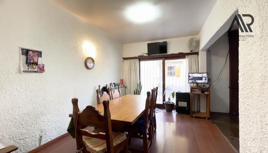 Casa en venta de 4 dormitorios c/ cochera en Punta Gorda
