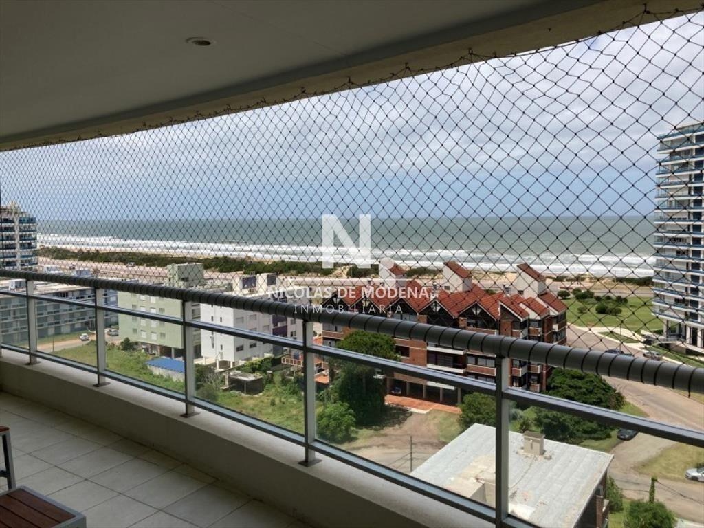 Impecable departamento, comodo e iluminado.