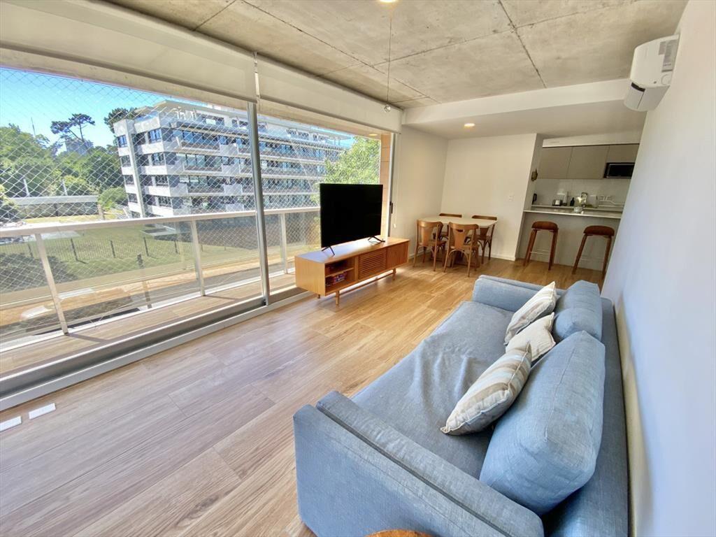 ALQUILER TEMPORAL APARTAMENTO DE 2 DORMITORIOS 2 BAÑOS 1 E