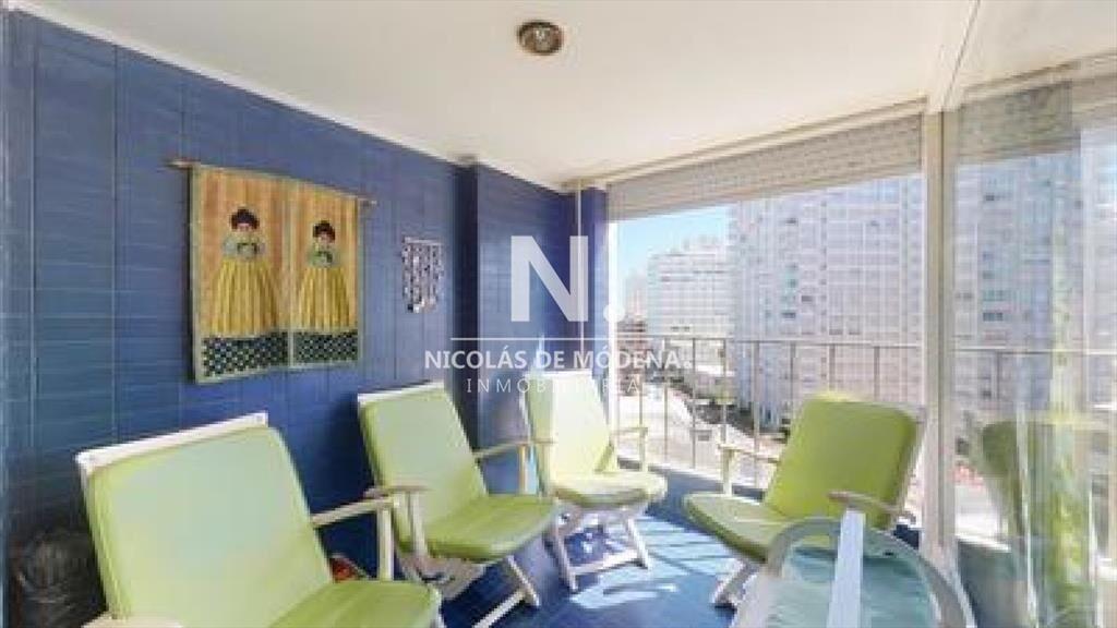 APARTAMENTO FRENTE AL MAR