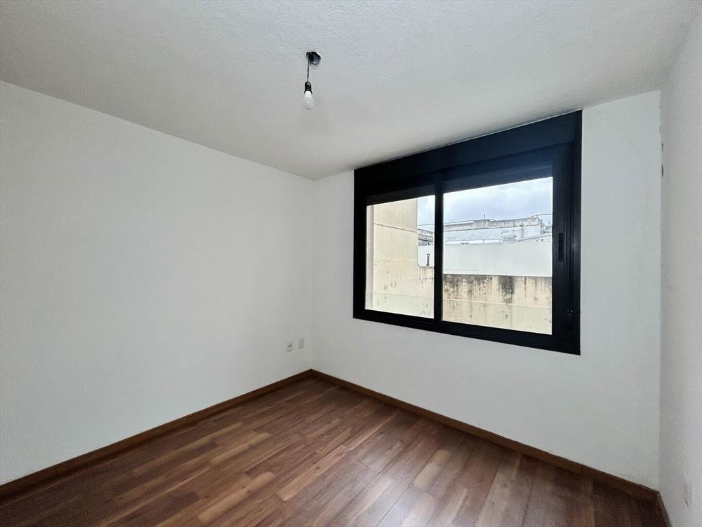 Venta apartamento 2 dormitorios Ciudad Vieja.