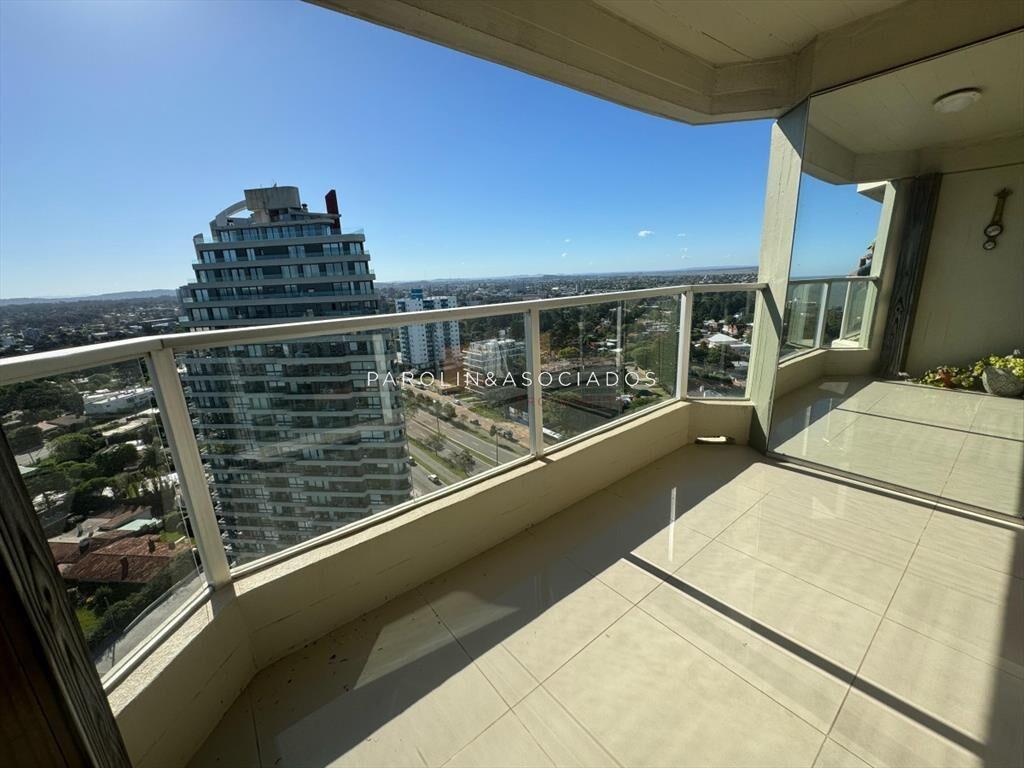 Apartamento 2 dormitorios en Roosevelt