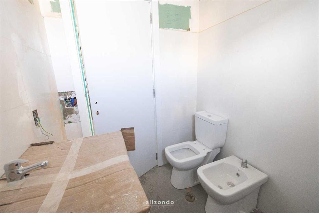 Venta Monoambiente con cochera Tres Cruces