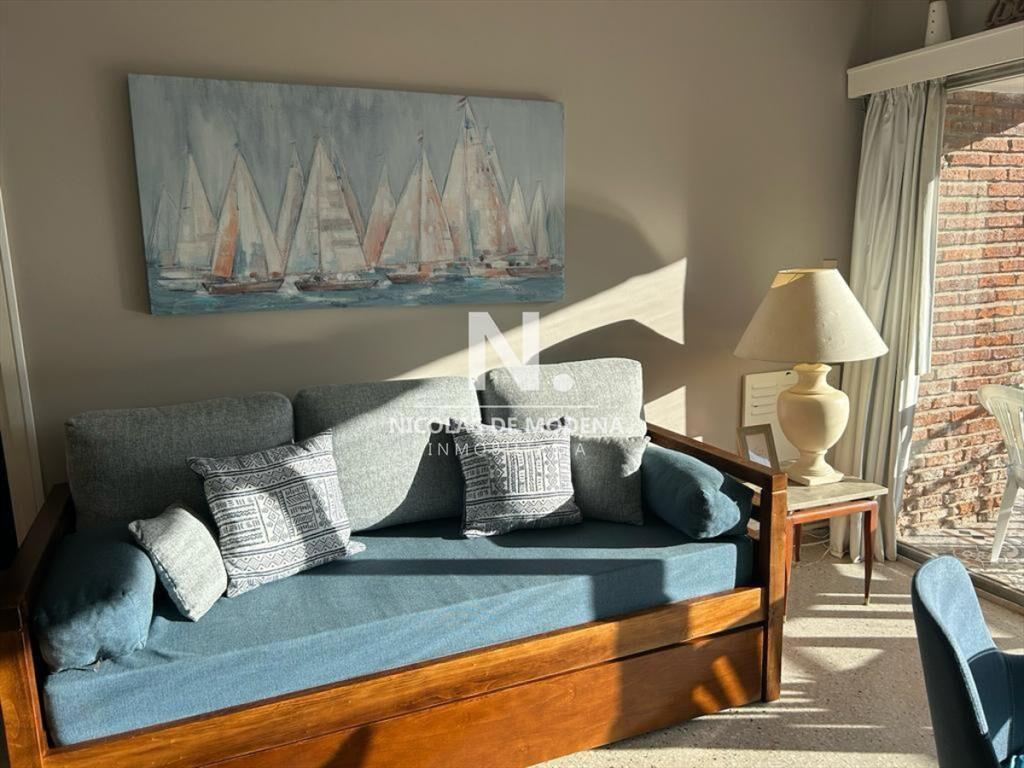 Apartamento de 1 dormitorio en Playa Mansa -