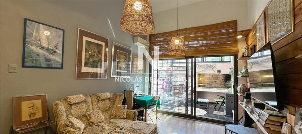 Casa en Venta de 2 Dormitorios Con Cochera En